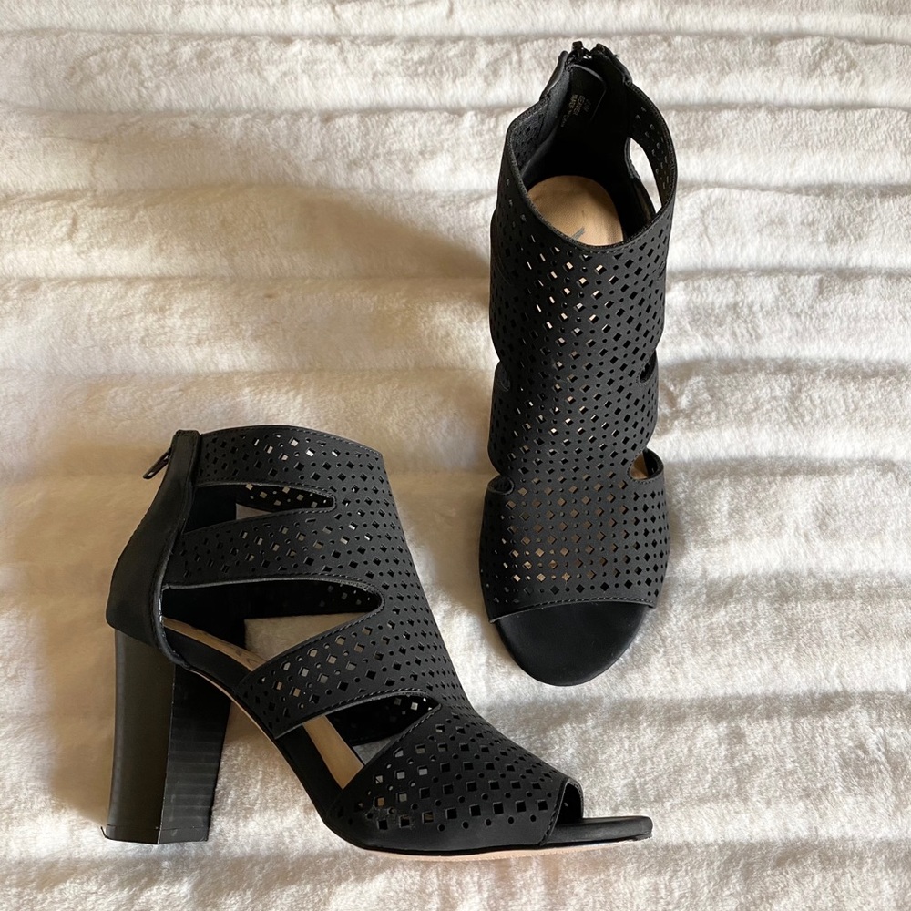 XOXO Black Heels